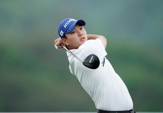 “3언더파 선두권 진입”…김민수, 한국오픈 첫날 아마추어 돌풍→공동 4위 / 연합뉴스