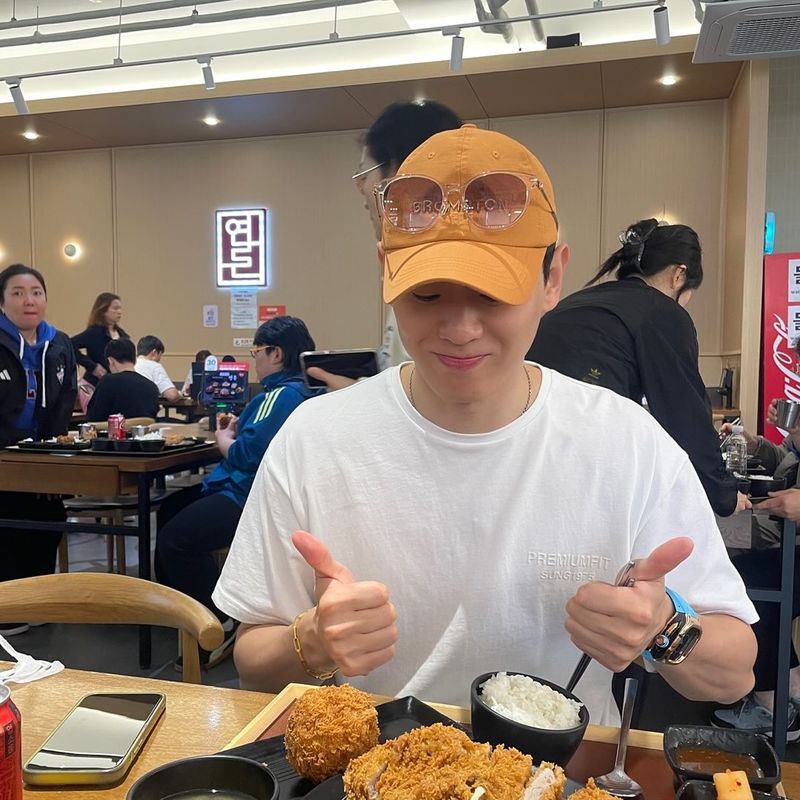 “생각나겠지”…이관희, 미소 담은 식사→초여름 일상 한 컷 / 농구선수 이관희 인스타그램