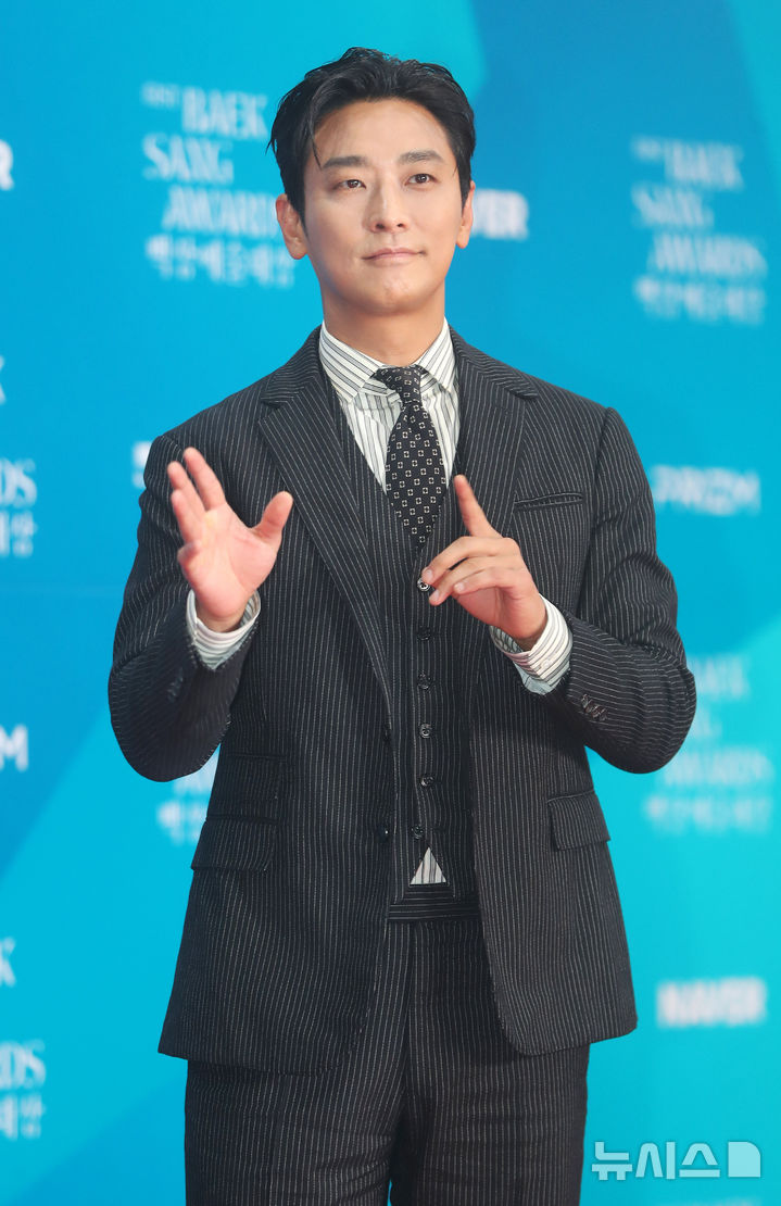 “사칭 연락에 조심하세요”…주지훈 소속사, 금품 요구 사기→경찰 강경 대응