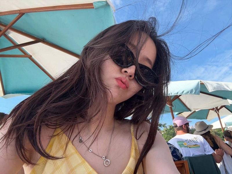 “발리에서 생긴 일”…김지은, 초여름 햇살 따라→자유의 힐링 순간 / 배우 김지은 인스타그램