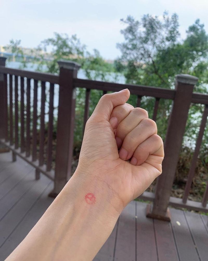 “소중한 한표”…황우슬혜, 뭉클한 순간→초여름 인증샷 / 배우 황우슬혜 인스타그램