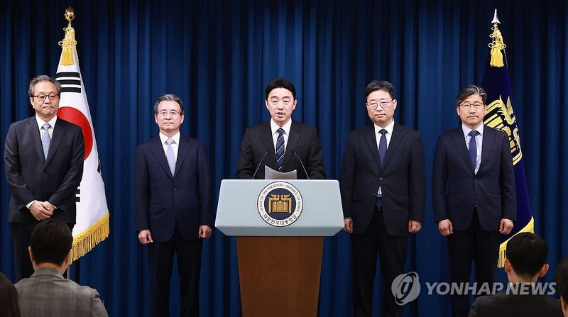 이재명, 경제 참모진 전면 재편…대통령실, 불황 정면돌파 인선→국민 체감 성과 기대