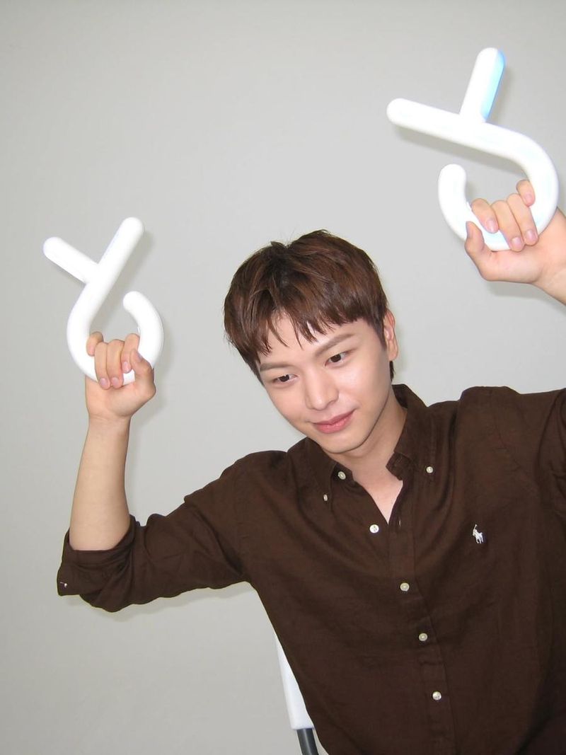 “이거슨 나의 오치링”…육성재, 설렘 가득한 여름→THE BLUE JOURNEY 예고 / 그룹 비투비 육성재 인스타그램