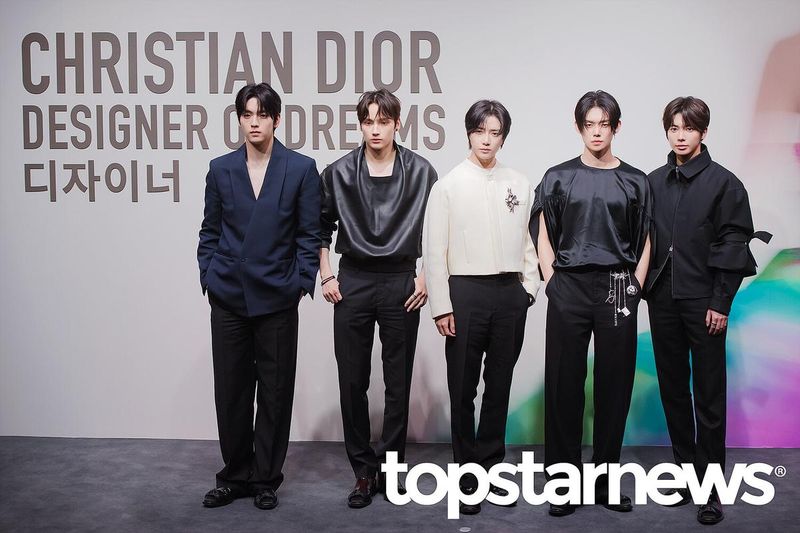 투모로우바이투게더 / 톱스타뉴스 HD포토뱅크