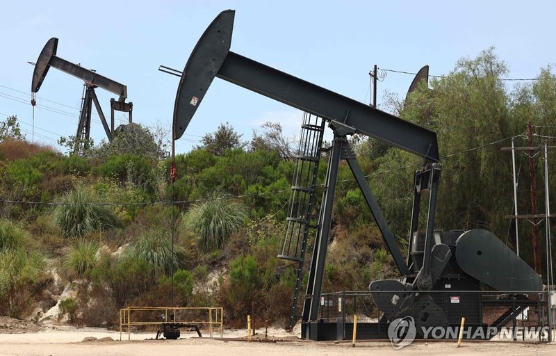 미국 캘리포니아주 로스앤젤레스의 오일 펌프잭 모습 / 연합뉴스