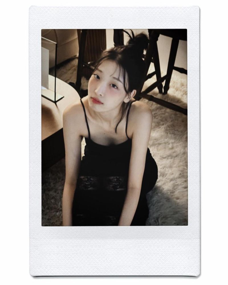 “6월 한때 요즘”…류다인, 검은빛 고요 속→감성 증폭 셀카 / 배우 류다인 인스타그램