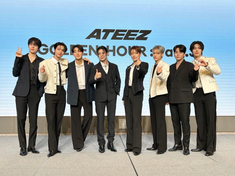 “눈부신 기록 행진”…에이티즈, ‘골든 아워’로 글로벌 차트 휩쓴 존재감→팬 마음도 녹였다 / KQ