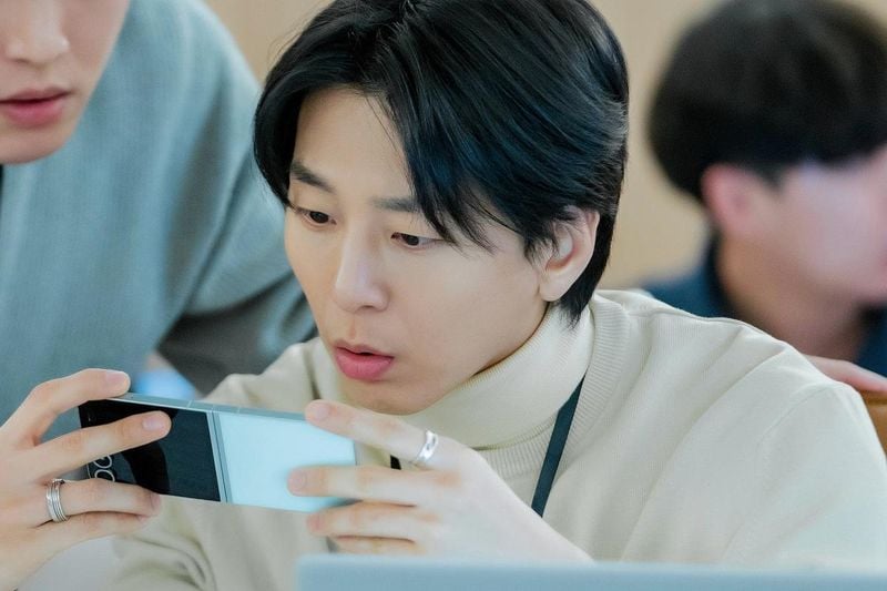 “이리치이고 저리치이고”…한진희, 피로 어린 눈빛→승수의 고단한 하루 / 배우 한진희 인스타그램