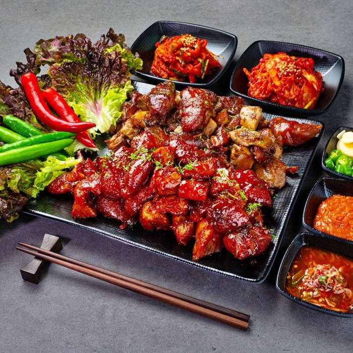 홍슐랭 가이드, 야들한 논현동 족발…굴림샤부만두전골 맛집에 감탄→미식가 궁금증 폭발