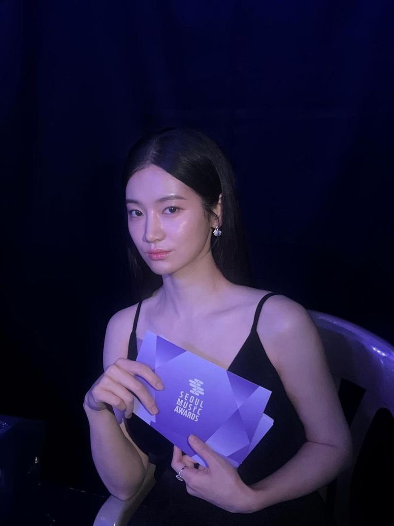 “암흑 속 한 줌의 빛처럼”…박주현, 시선 압도→고요한 존재감 / 배우 박주현 인스타그램