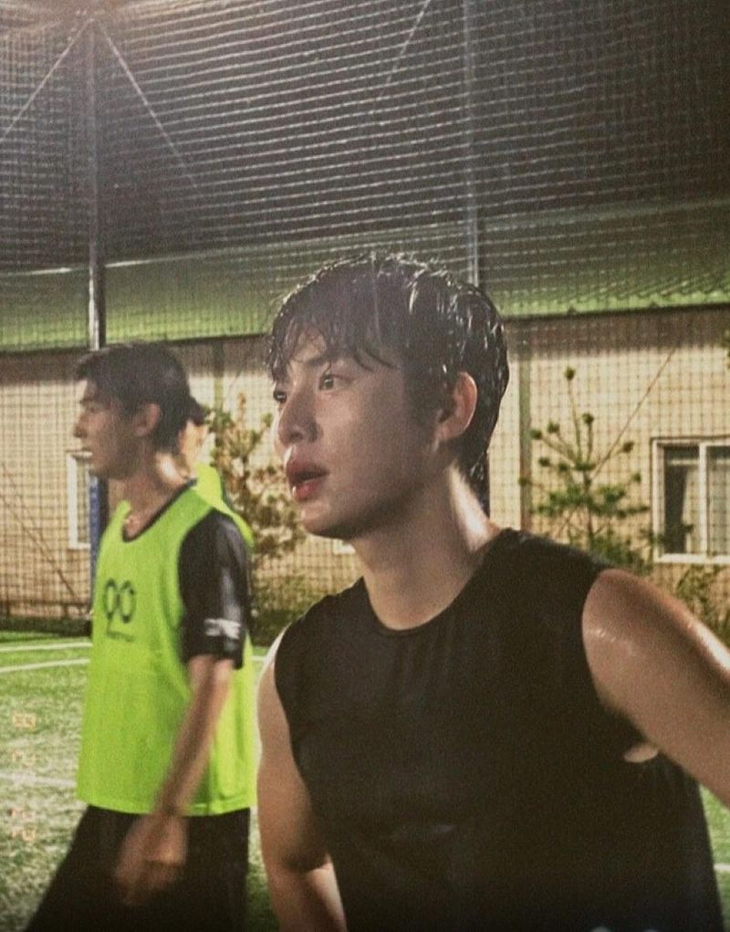 “깊은 숨결이 흐른다”…권화운, 뜨거운 여름밤→땀으로 빛난 진심 / 배우 권화운 인스타그램