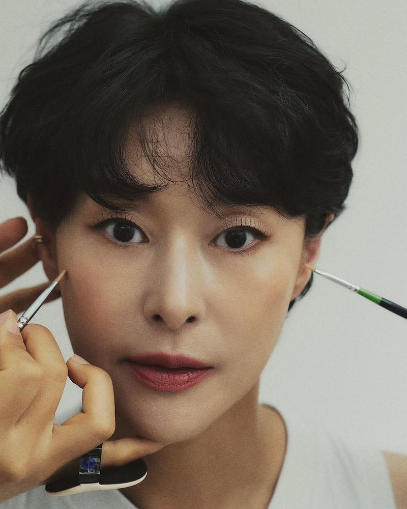 “예쁘다보다 피부좋다”…예지원, 환한 미소로 인생 미학→뷰티 압도 / 배우 예지원 인스타그램