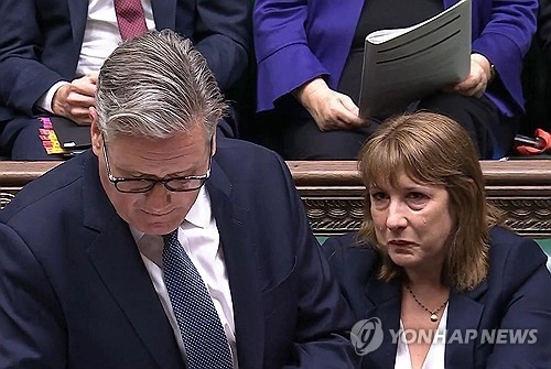 영국 10년물 국채 금리 0.16%p 급등 후 반락…재무장관 거취 혼선 영향