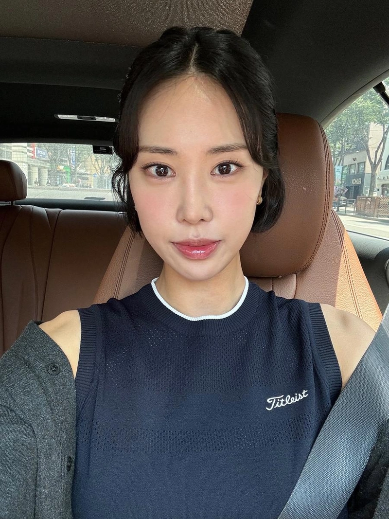 “내가 조아하는것들과 6월의 행복”…손새은, 여름 오후→햇살 속 미소 / 골프선수 손새은 인스타그램