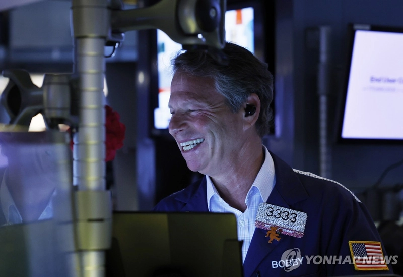 S&P500·나스닥 또 최고치…美 6월 고용 호조에 상승 출발
