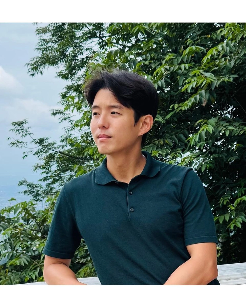 “고요함 속 단단한 미소”…하준, 청량한 오후→쉼의 순간 포착 / 배우 하준 인스타그램