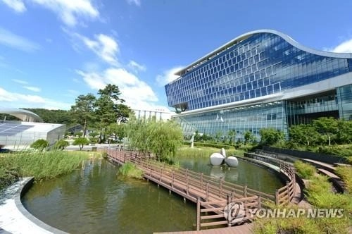 에너지공기업 주가 일제히 상승…‘상법 개정’ 기대에 한전 2.8%·가스공사 8.1%↑