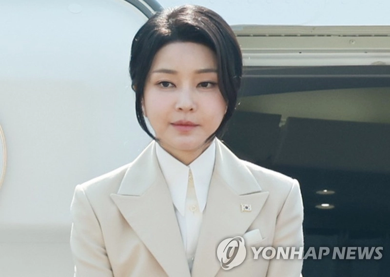 검찰, 김건희 씨에 14일 피의자 신분 소환 통보…공천 개입 의혹 수사 본격화 / 연합뉴스