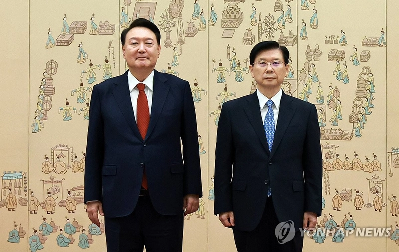 박종준 경호처장, 내란 혐의 수사 속 권력 남용 의혹 제기 / 연합뉴스