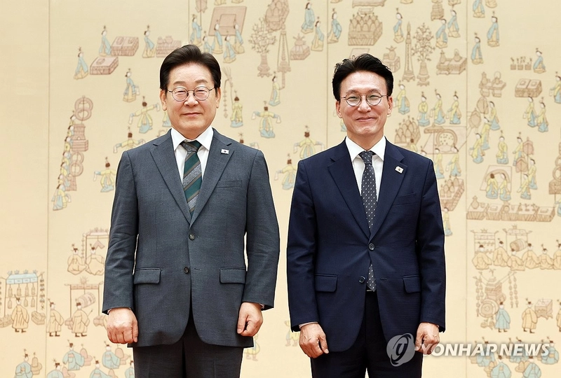 이재명 대통령과 김민석 국무총리 / 연합뉴스