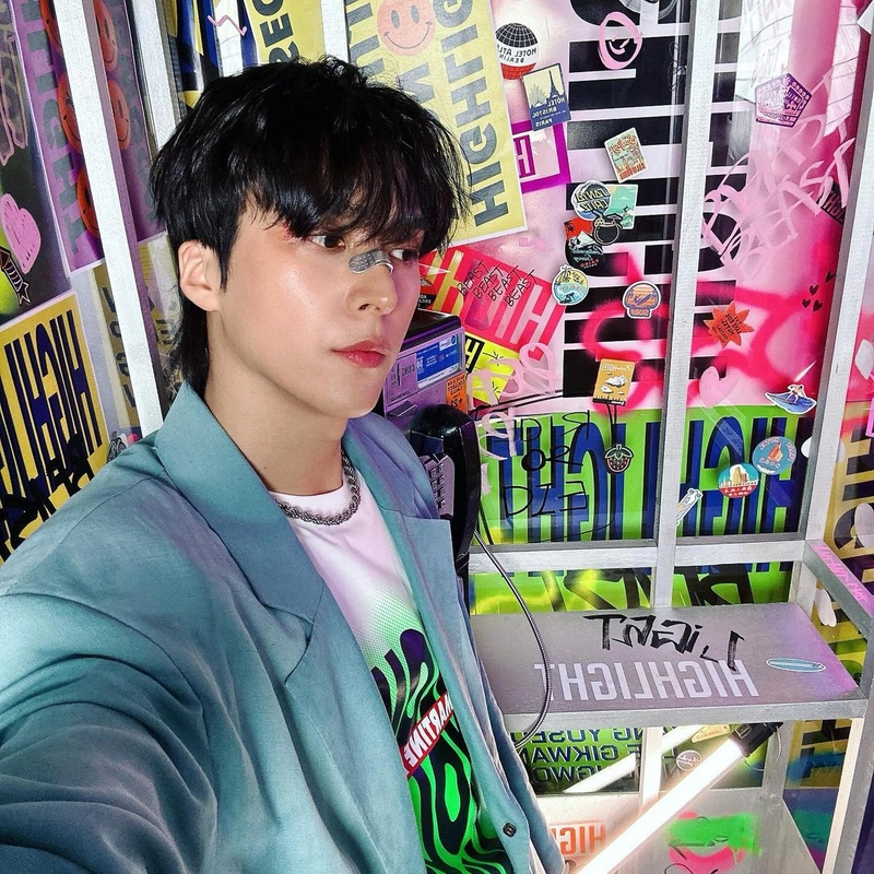 “Ride or Die”…손동운, 대담한 시선→도심의 반전 청춘 / 그룹 하이라이트 손동운 인스타그램