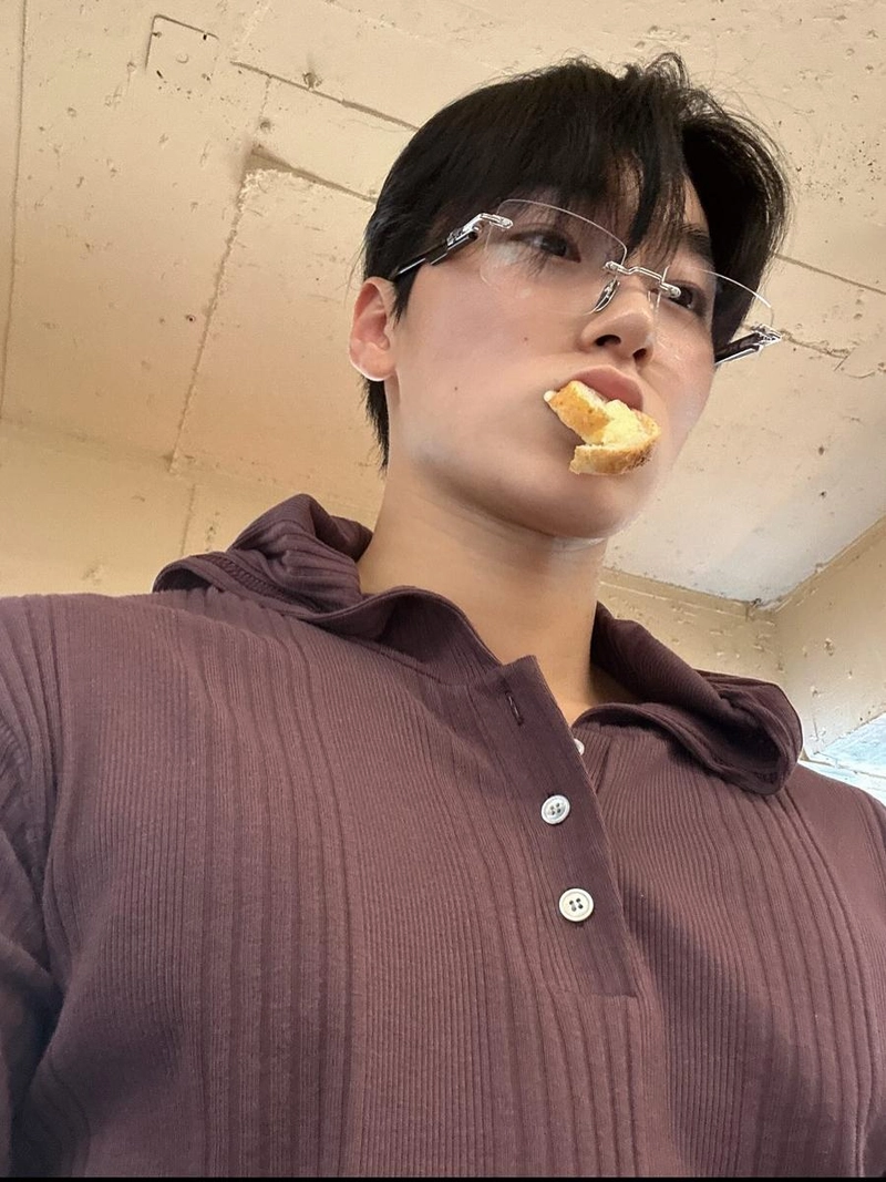 “무심하게 물든 오후”…산, 자연스러운 일상→찰나의 여운 / 그룹 에이티즈 산 인스타그램