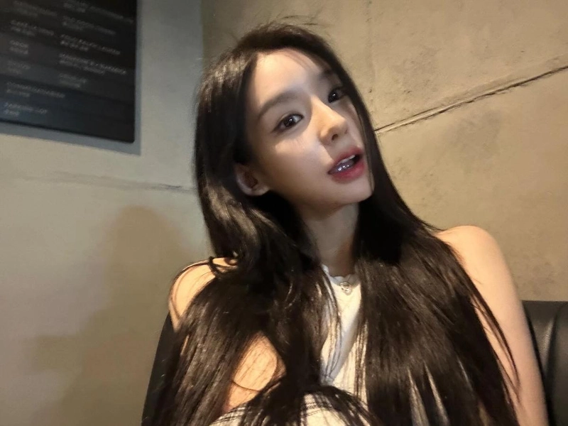 “요즘 일상이에오”…이수담, 긴 머리 결 따라→여름 감성 일상 / 걸그룹 시크릿넘버 이수담 인스타그램