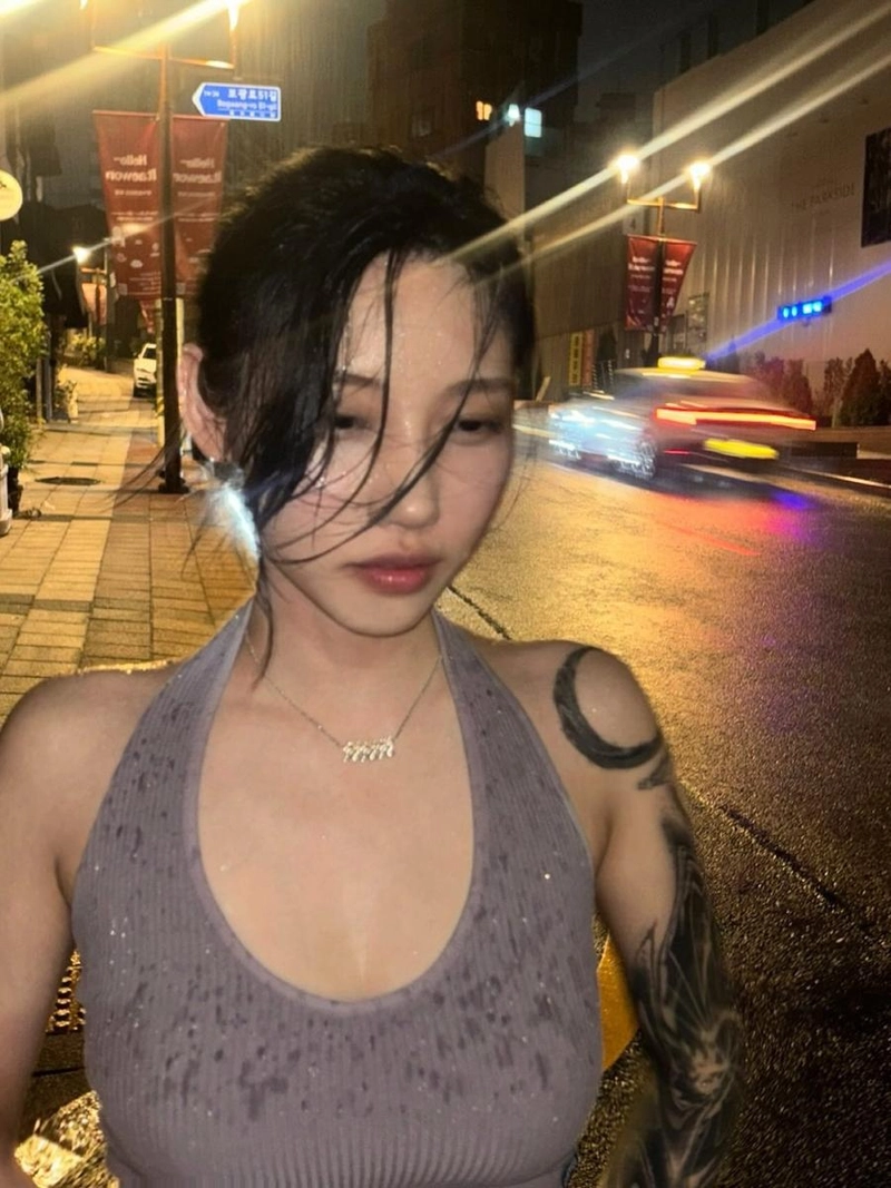 “밤비처럼 젖은 잔상”…박희영, 비 내린 거리→여름밤 감성 폭발 / 너의 연애 출연자 박희영 인스타그램