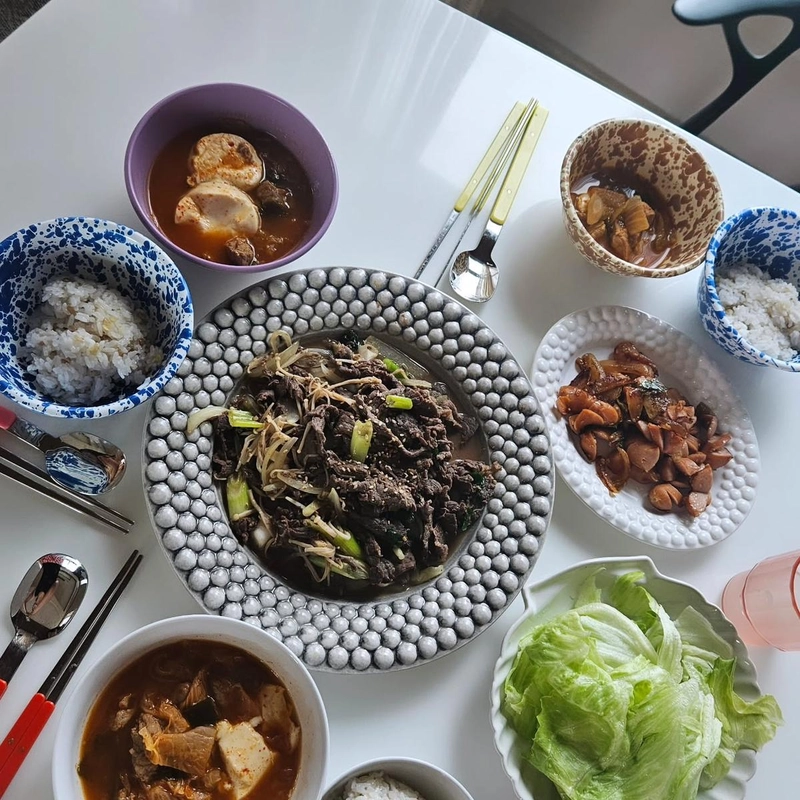 “손맛이 깊어지는구나”…심이영, 여름의 식탁→집밥의 따스한 위로 / 배우 심이영 인스타그램