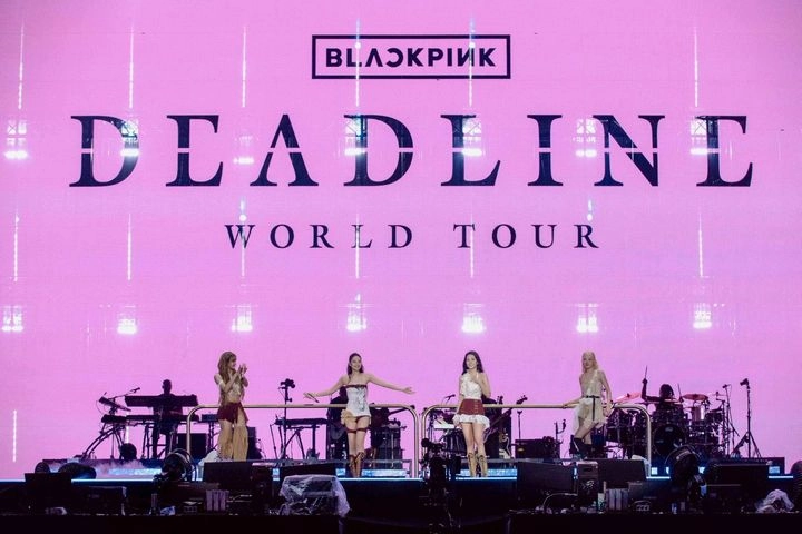 “블랙핑크, 편견 깨고 무대 장악”…‘데드라인’ 투어서 7만8천 팬과 환호→여성서사 확장