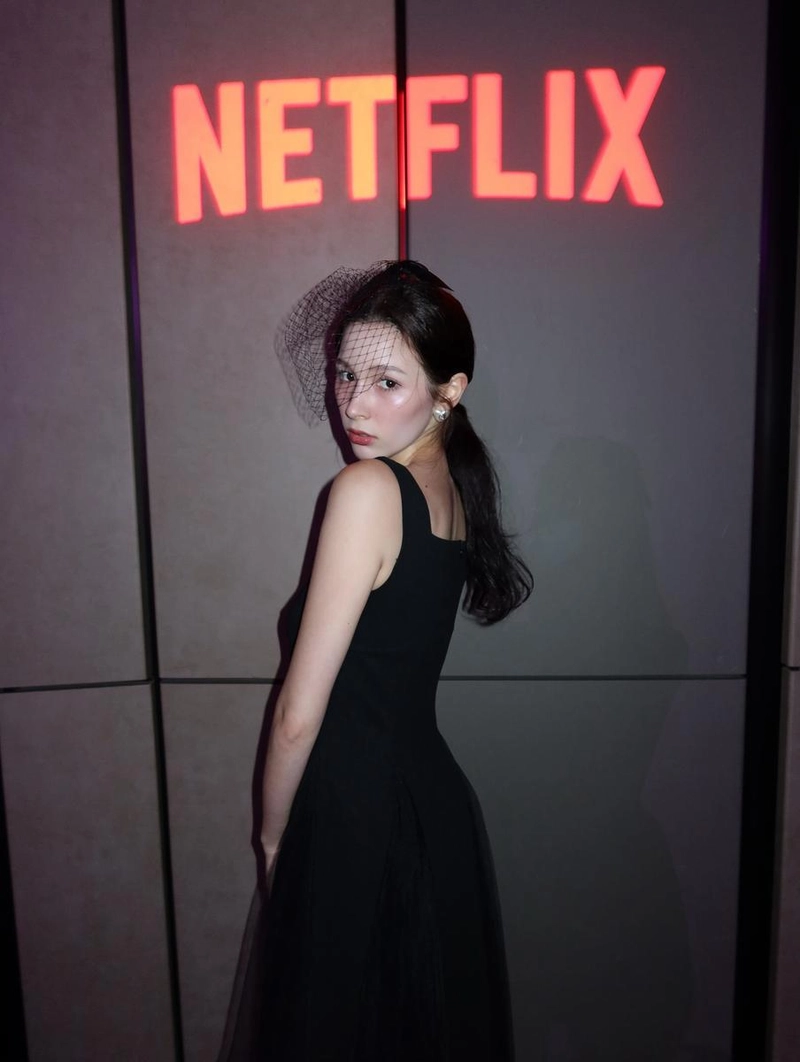 “Thank you for having me”…정리아, 블랙 드레스→강렬한 시선 압도 / 모델 정리아 인스타그램