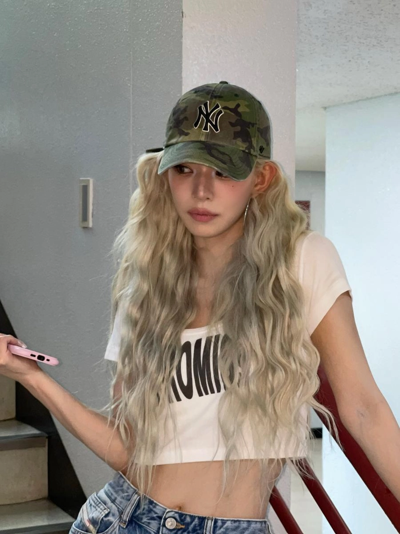 “시선이 머무는 순간”…이채영, 시크한 여름 저녁→도시적 변신 / 걸그룹 프로미스나인 이채영 인스타그램