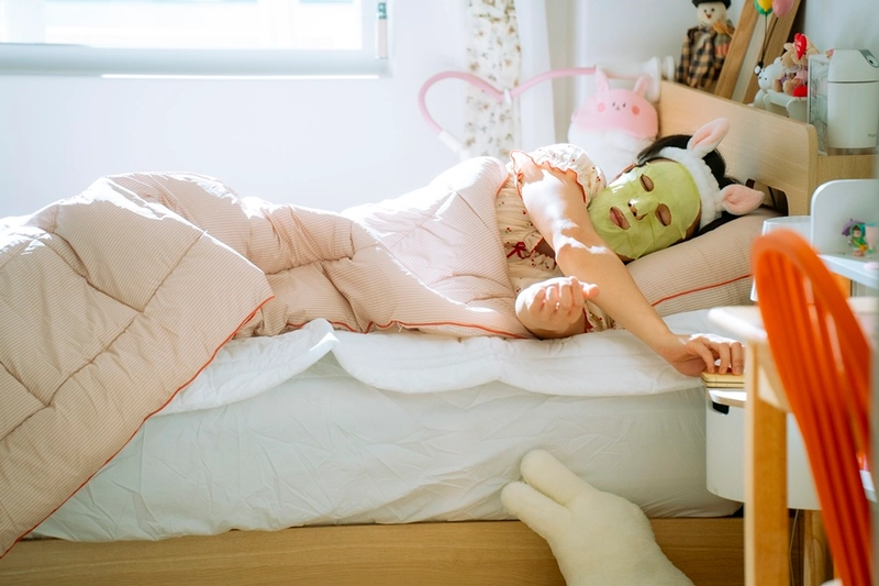 “토끼 헤어밴드부터 눈물까지”…유정후, ‘내 여자친구는 상남자’→파격 변신에 시선 집중 / 내 여자친구는 상남자