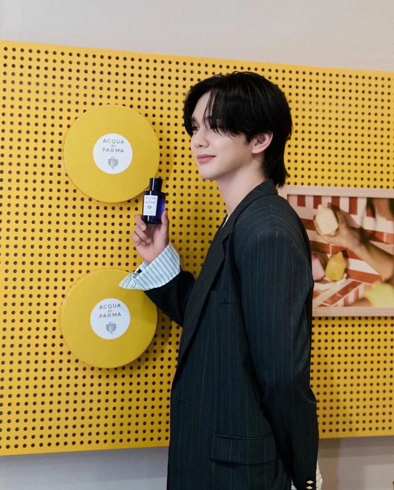 “미묘한 향기에 사로잡힌 순간”…유승호, 여름 오후의 청량함→감각 속 깊이 / 배우 유승호 인스타그램