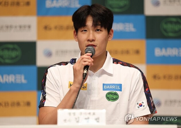 “세계신기록 도전 선언”…김영범, 선배 놀란 각오→한국 계영800m 새 역사 예고 / 연합뉴스