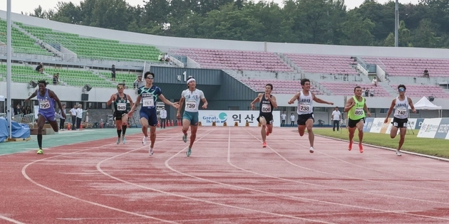 “20초78 역주”…이재성, 전국육상 200m 결승 질주→금메달 차지 / 연합뉴스