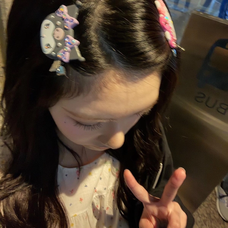 “내 마음 한켠에 붙은 반짝임”…이서, 조용한 여름밤→순수 감성 폭발 / 걸그룹 아이브 이서 인스타그램