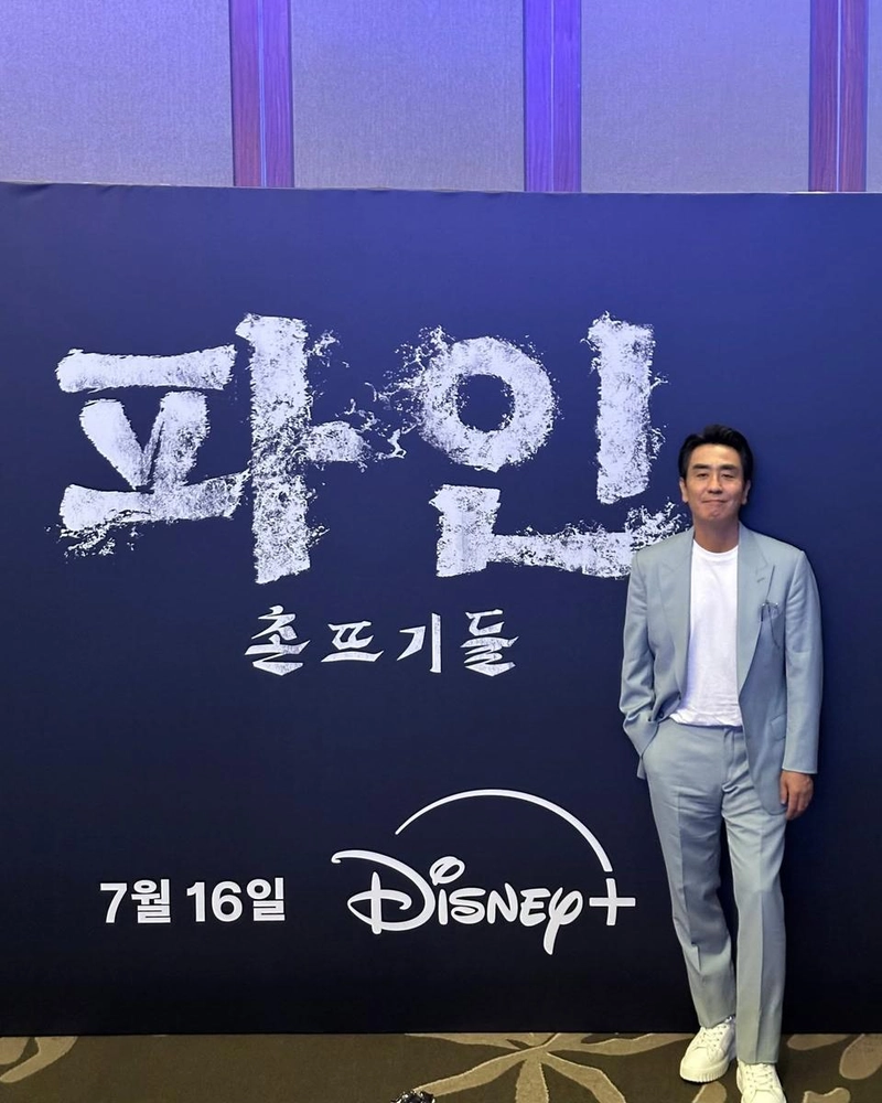 “드디어 공개 앞두고”…류승룡, 고요한 미소→여름날 설렘 / 배우 류승룡 인스타그램