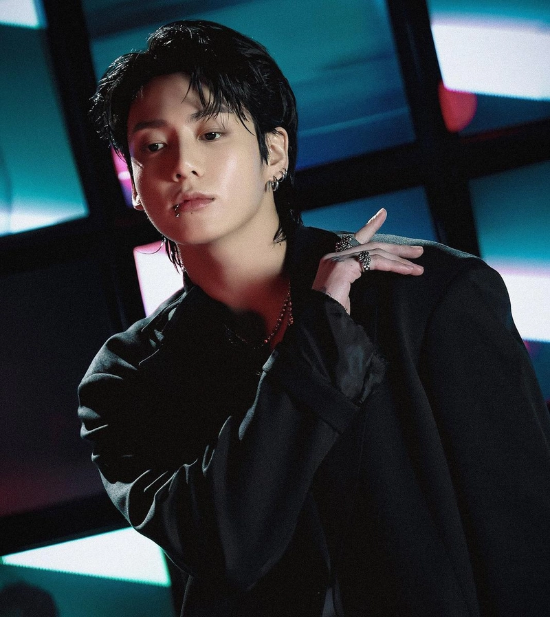 “월드 클래스 입증했다”…방탄소년단 정국, ‘뮤직 문디알’ K-팝 솔로 1위→글로벌 존재감 확실히 각인