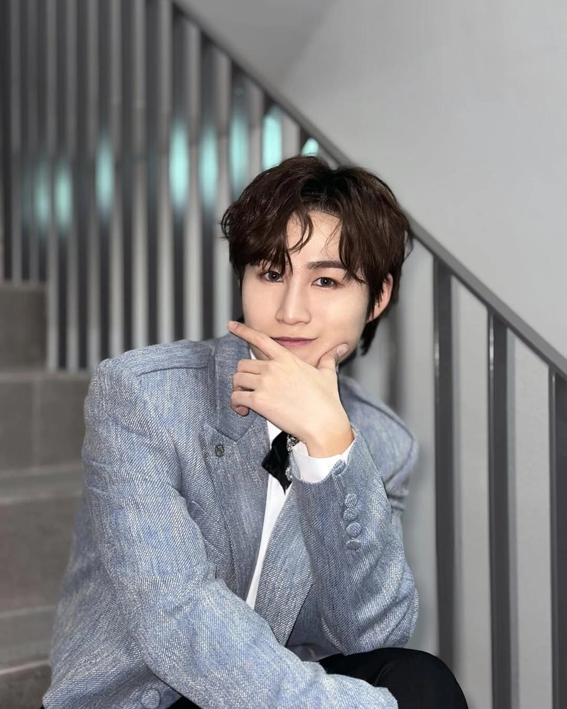 김희재/오피셜