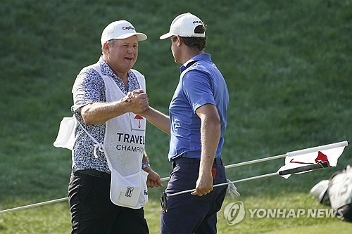 “비자 거부 암초”…해리스 잉글리시, 영국 대회서 전담 캐디 없이 출전 / 연합뉴스