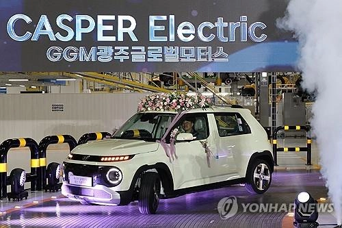 캐스퍼 일렉트릭 돌풍…현대차, 유럽 전기차 시장 약진→생산 확대
