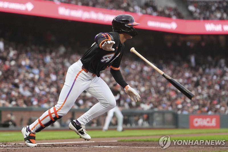 안타 치는 이정후[AP=연합뉴스]