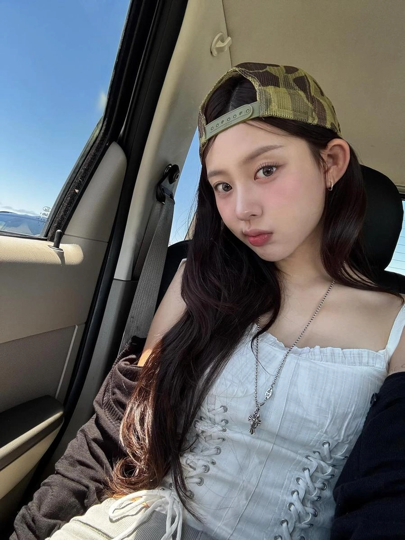 “미국은 넓다…”…이지연, 햇살 가득 여행길→감성 셀카로 존재감 / 환승연애2 출연자 이지연 인스타그램