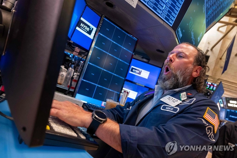 뉴욕증시, 엔비디아 시총 4조 달러 돌파…나스닥 0.71% 상승
