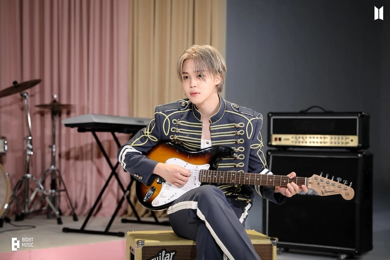 “지민, 빌보드 역사의 주인공”…방탄소년단 지민 ‘Who’로 50주 차트인→솔로 대기록 작성