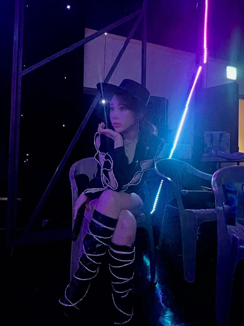 “춤에 자신감이 생기네요”…김소유, 몽환적 무대→빛나는 여름 존재감 / 가수 김소유 인스타그램