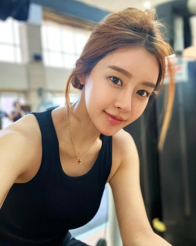 “나랑 운동할래”…서인아, 한여름 에너지→탄탄한 일상 인증 / 가수 서인아 인스타그램