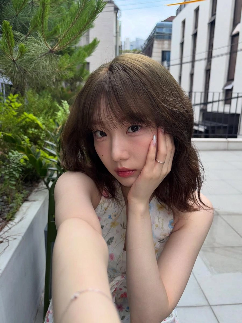 “햇살 담은 눈빛”…여진, 초여름 오후→청순미 폭발 셀카 / 걸그룹 루셈블 여진 인스타그램