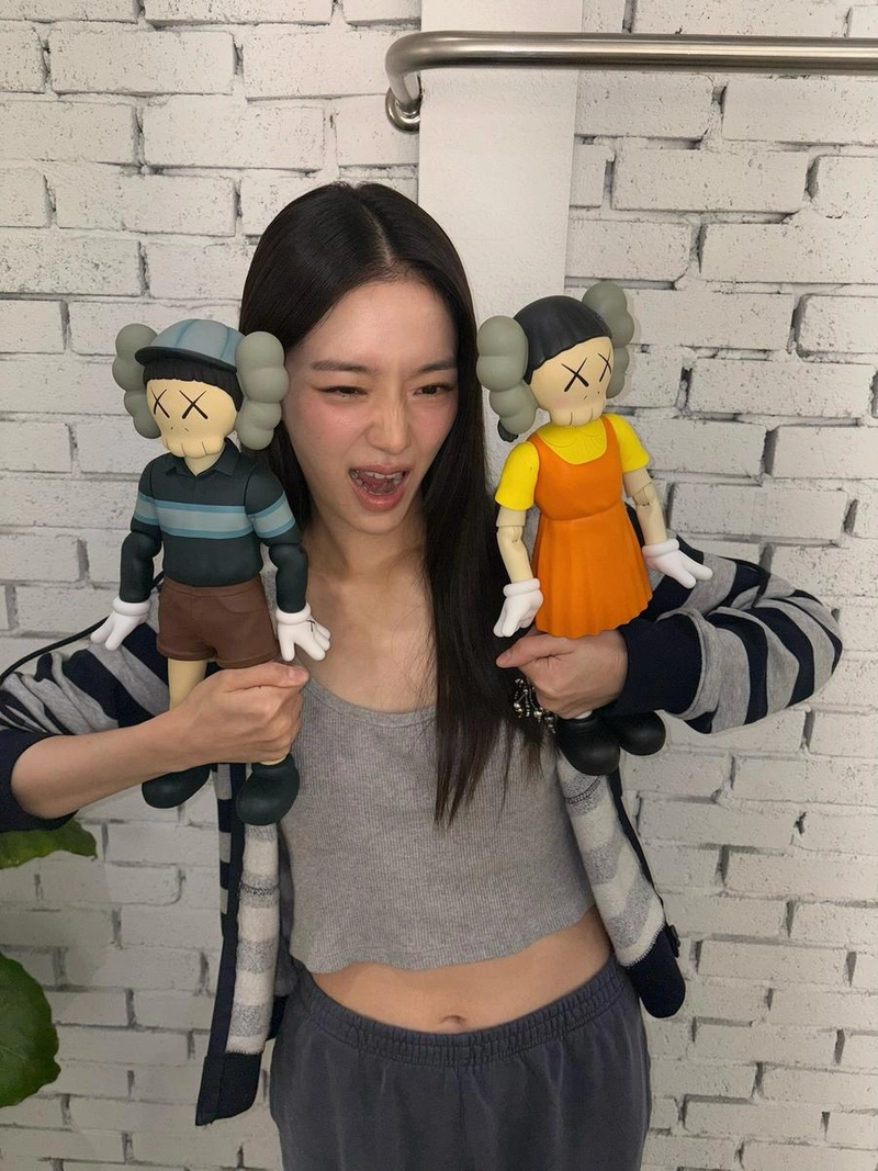 “닮은 듯 다른 두 얼굴”…박규영, 쿨한 여름→장난스런 변신 / 배우 박규영 인스타그램